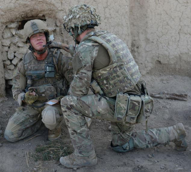 פ��Ӣ��ʿ�����䴩�����Լ����ս90����