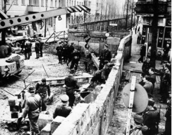 �޽�����ǽ��1961��