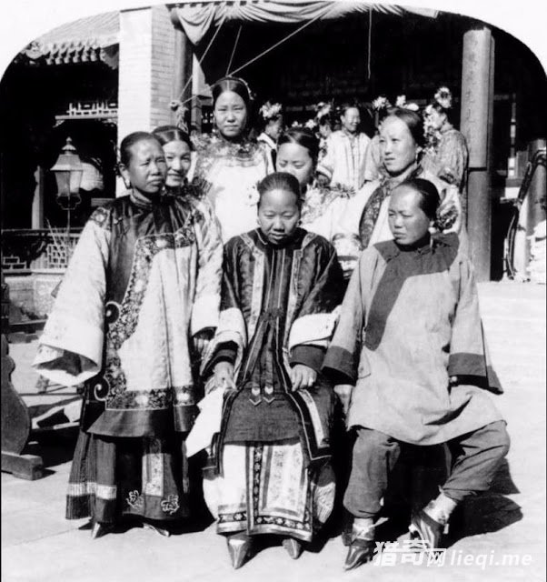 30�ž�ʱ����Ů�˵�����Ƭ���ع���С��Ϊ�����Ǹ����(5)