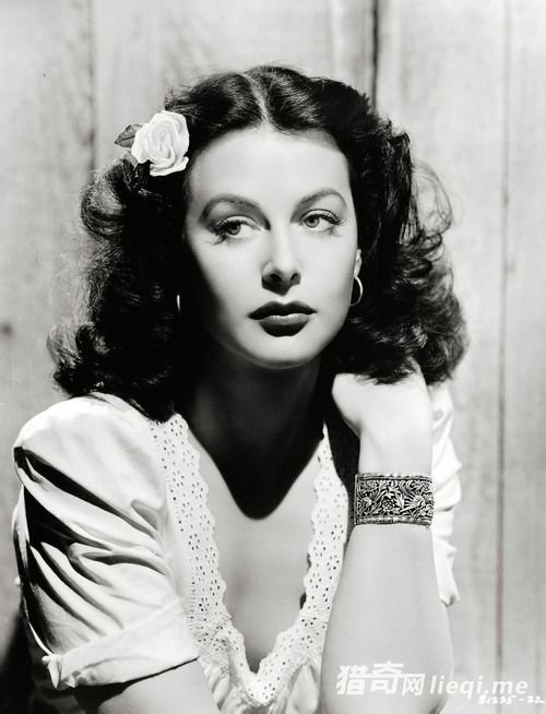 ˭˵Ư��Ů�����ԣ���������һʱ�Ĵ���Ů������һλŮ������(1)