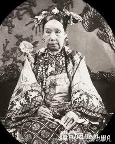 ɹɹ����̫��ľ�����ͼ����ʵ�������ĺ�����������������(1)