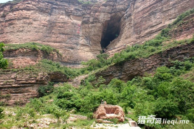 ʵ�Ŀ�սʱ�ڰ�·�����ı������������ª�����������������Ӵ�(1)