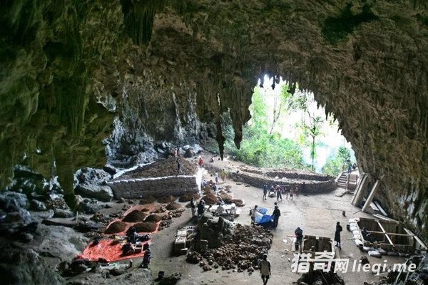 �����ϰ˴����ض���е��Ѿ�������е�������Ϊ�ƽ�(1)