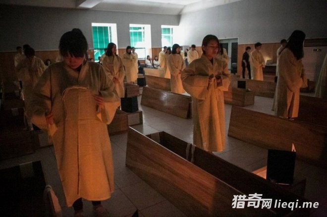 �������������������Щ��׼�����ա�д���飬Ȼ���Լ��ɽ��ײ���(2)