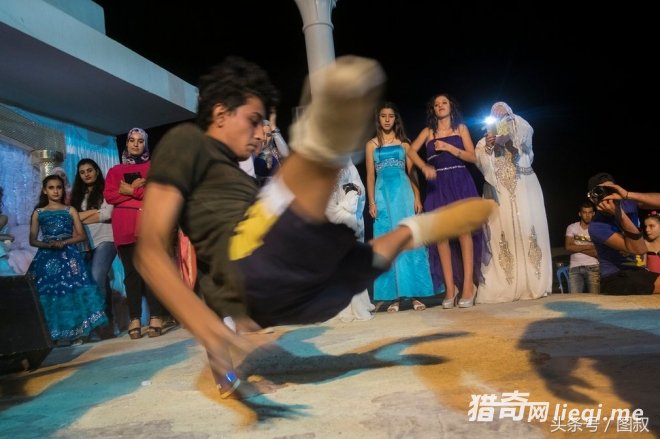 ����16��С�к�û��˫�ȣ�ȴ�����ȫ������ھ����������˸ж�(3)