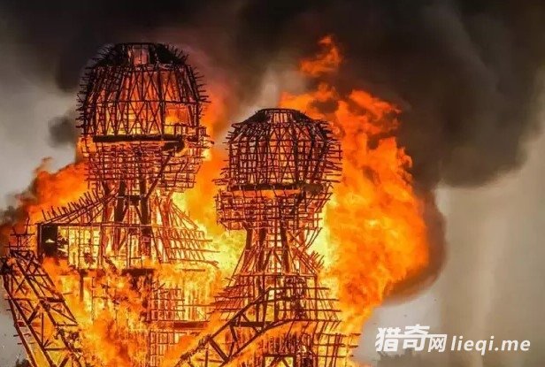 ��������ڵ�����ÿ��ֻ����8�죬֮����˼�������(1)