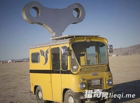 ��������ڵ�����ÿ��ֻ����8�죬֮����˼�������(2)