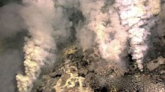 <b>̽������δ�������ĺ��׻�ɽ</b>