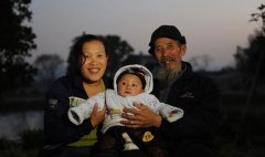 <b>72���Ϻ�27��Ů�ӽ������</b>