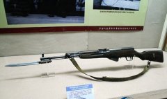 �̵��ҹ�����Ԫ˧��ʹ�õ�սǹ��