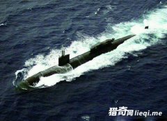 ��սʮ���Ц�¼� ��ͰŪ��һ��Ǳͧ