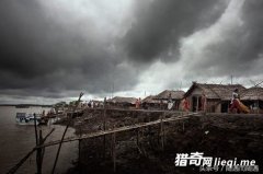 �ϼ���������һ��С����Ů�����Ǽ̳�ĸҵ�����Է���