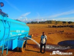 �����ǰ���׷棬ÿ����ˮ����Сʱ������Ϊ�˸�Ұ�������