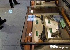 ��ȫ��ͨ����ͷ�Ŷ��ɱ�����ʱ��������ס����������Ԫ����