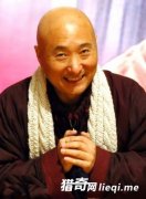 �̵�����Ȧ��ͷ�󿧣����һλ��ǰ��Լ���ǰ;��û��