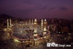 �����밢�����۹����ɱ���ľ��³�ͻ