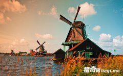 ���������Ů�����ܿ��ţ�ȴ���ٻ��У���һ�����������ܣ�