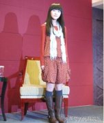 ����Ȧ�С����ظɵ��������ľŴ�Ů�� �ֲ�����������